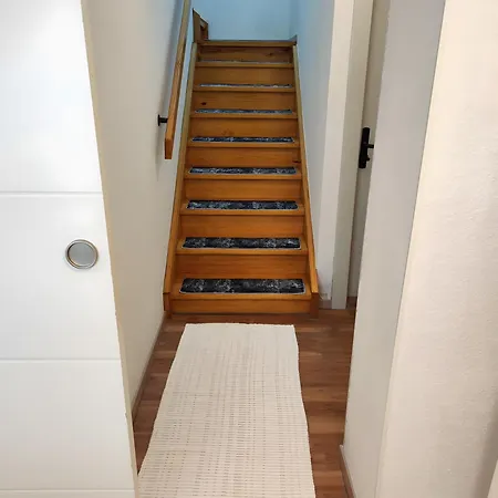 Leuchtturm Ahrenviolfeld