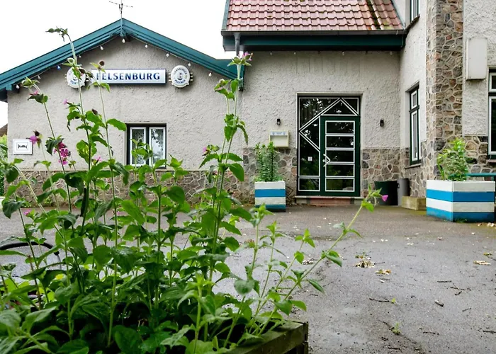 Leuchtturm * Ahrenviolfeld